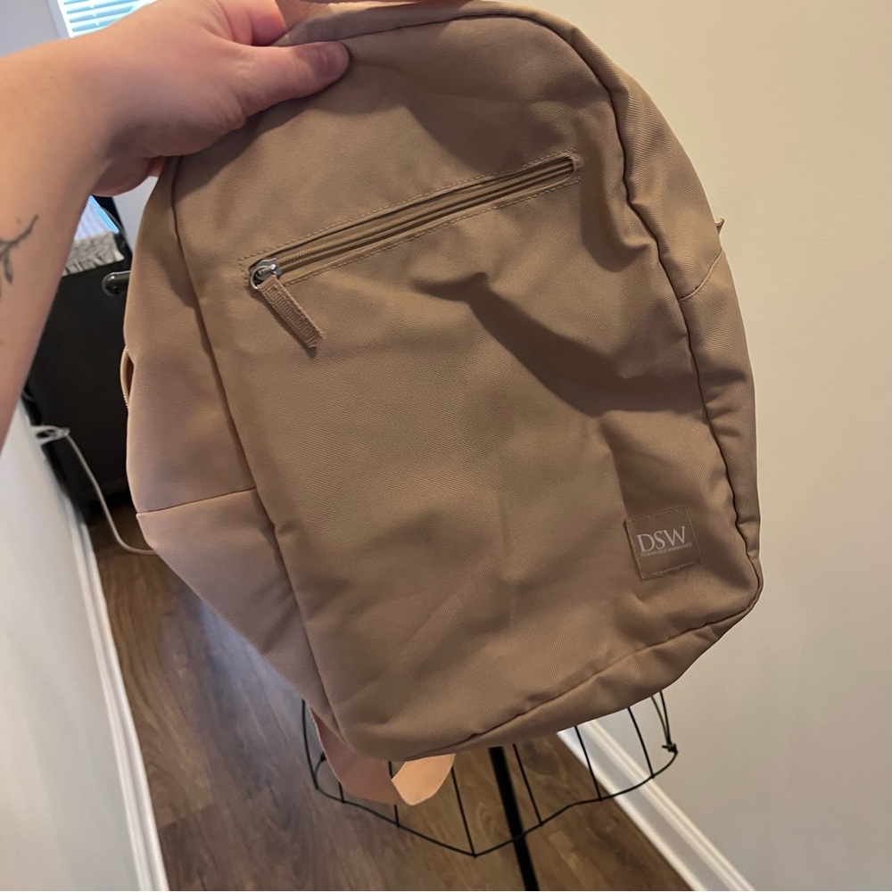 DSW Beige Men's Backpack